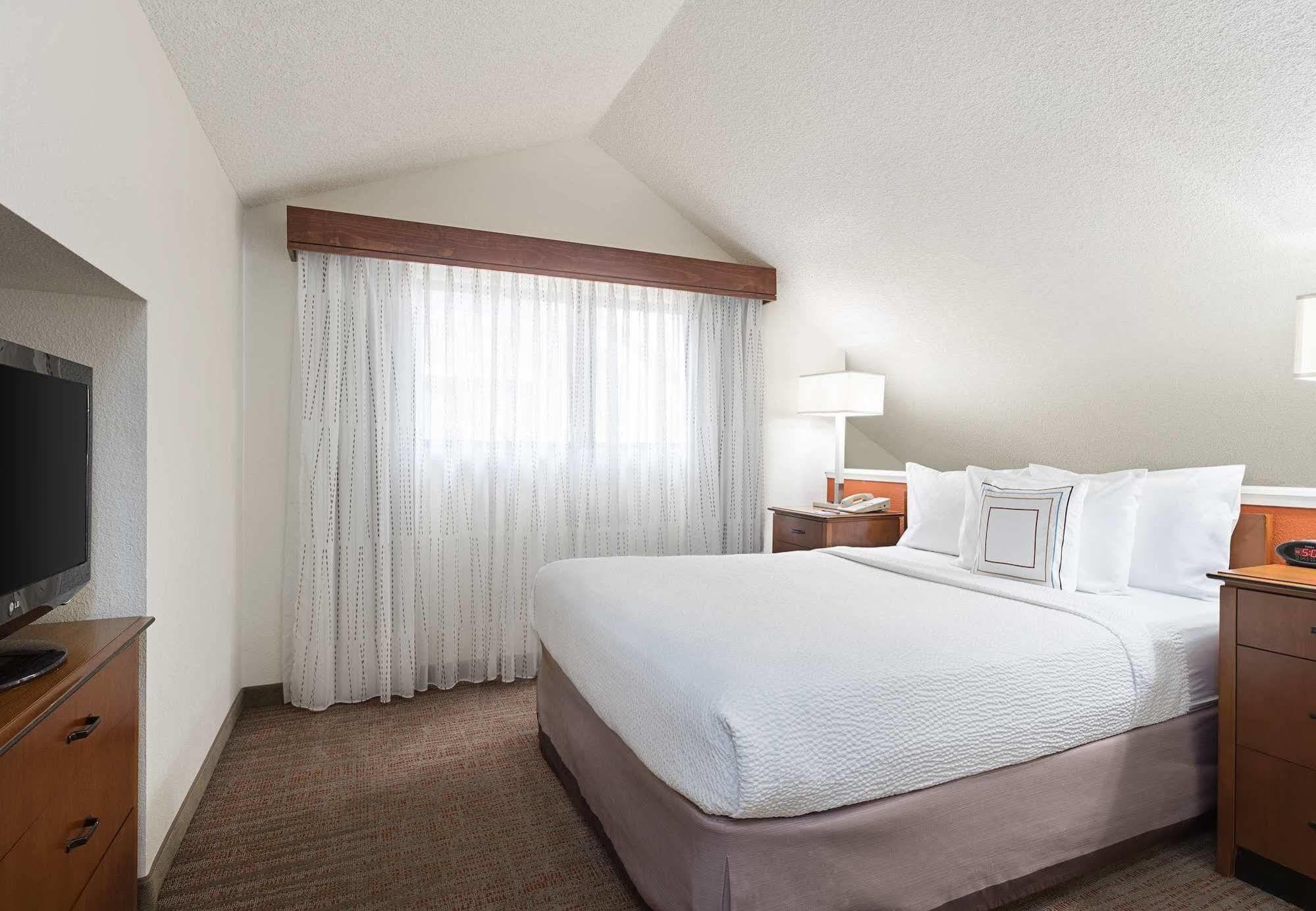 Hotel By Marriott San Diego